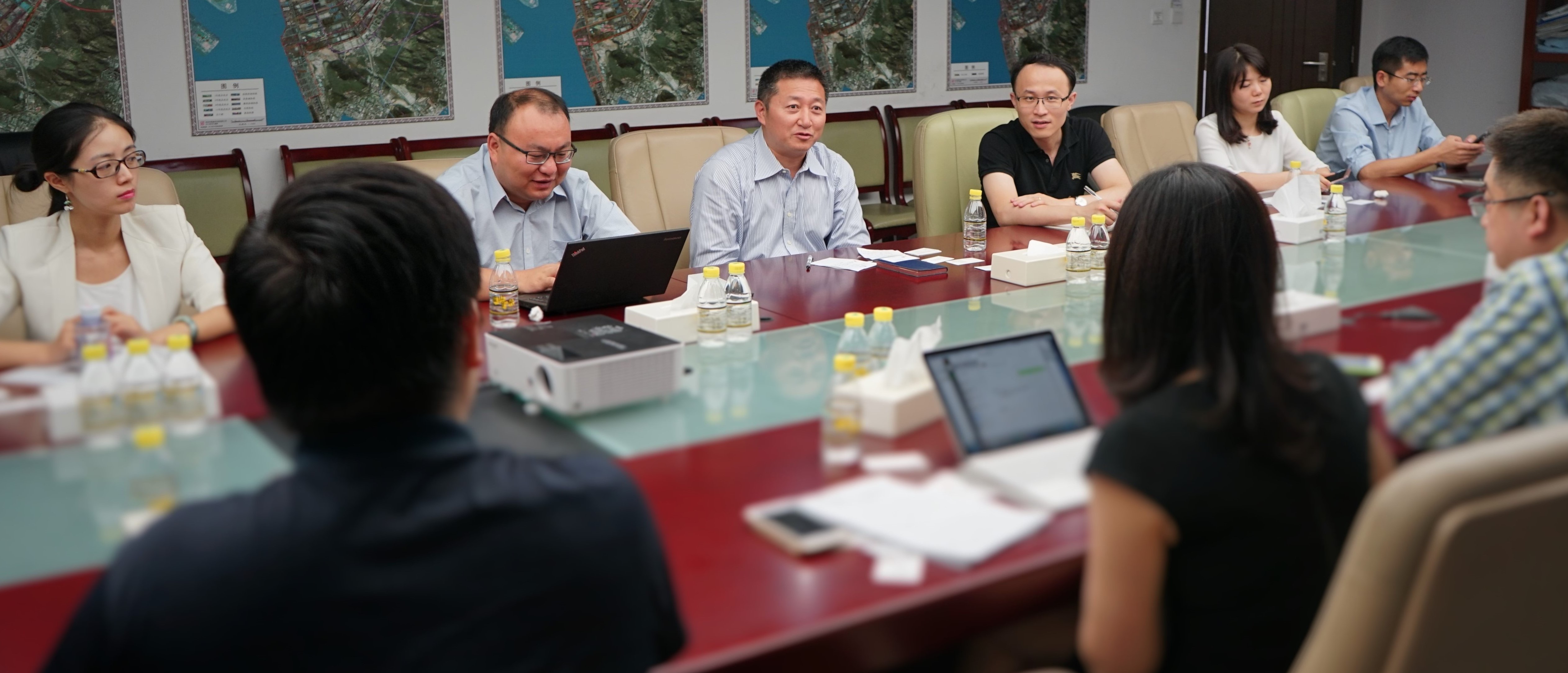 深圳“前海區域合作模式問題調研”研討會